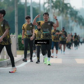 Runner Photo 6463516