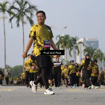 Runner Photo 6463518