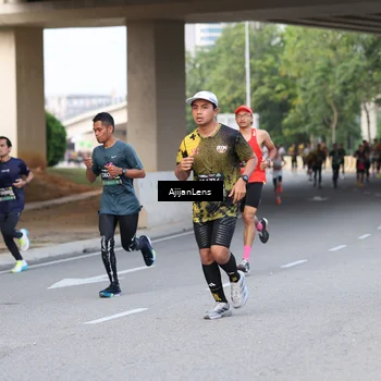 Runner Photo 6463657