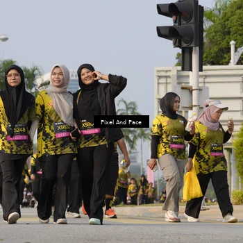 Runner Photo 6463674
