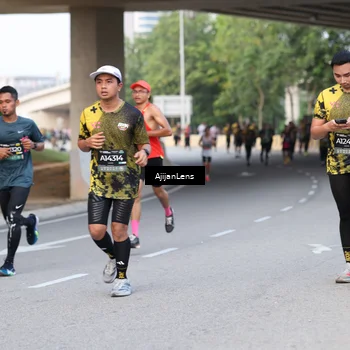 Runner Photo 6463683