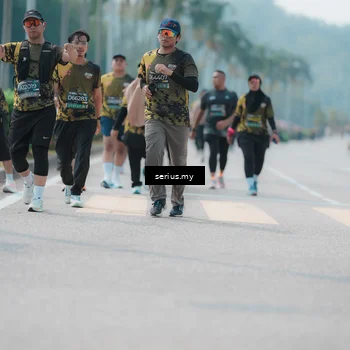 Runner Photo 6463697