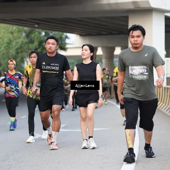 Runner Photo 6463701
