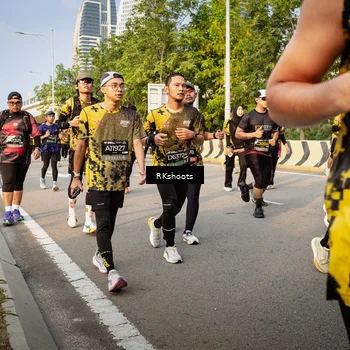 Runner Photo 6463748
