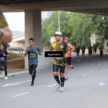 Runner Photo 6463749