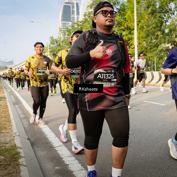 Runner Photo 6463757