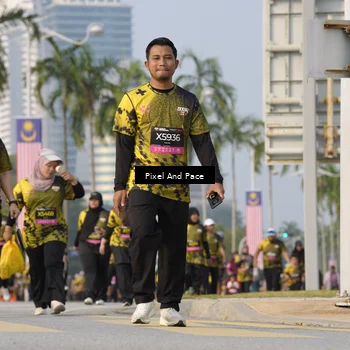 Runner Photo 6463803