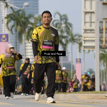 Runner Photo 6463807
