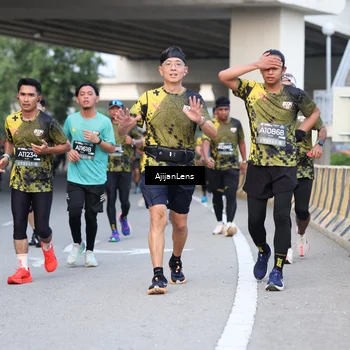 Runner Photo 6463813