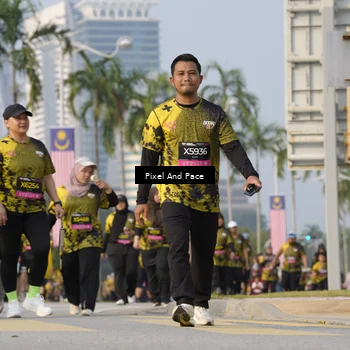 Runner Photo 6463817