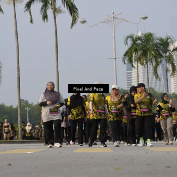 Runner Photo 6463856