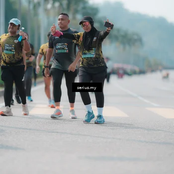 Runner Photo 6463864