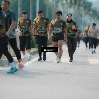 Runner Photo 6463880