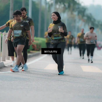 Runner Photo 6463899