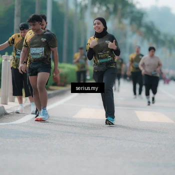 Runner Photo 6463923