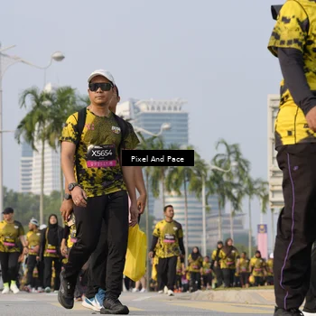 Runner Photo 6463936