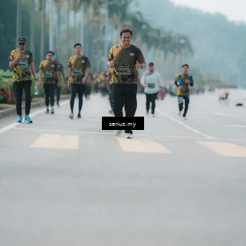 Runner Photo 6463958
