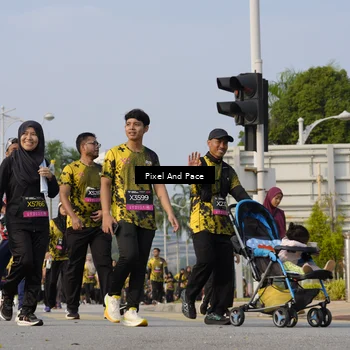 Runner Photo 6464005