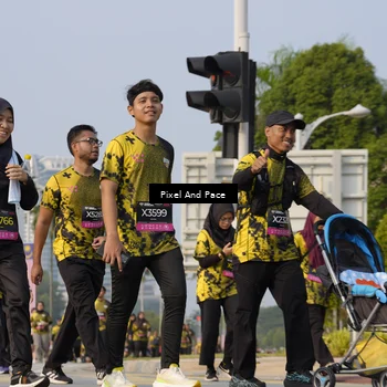 Runner Photo 6464015