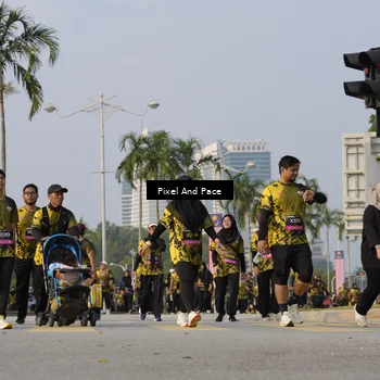 Runner Photo 6464088