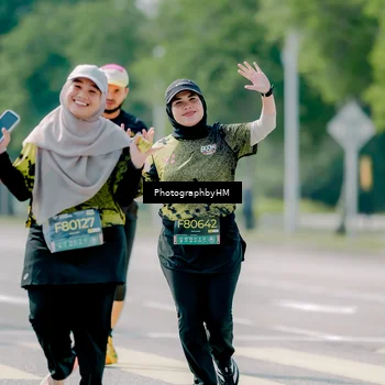 Runner Photo 6464101