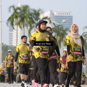 Runner Photo 6464108