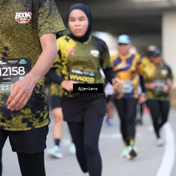 Runner Photo 6464150