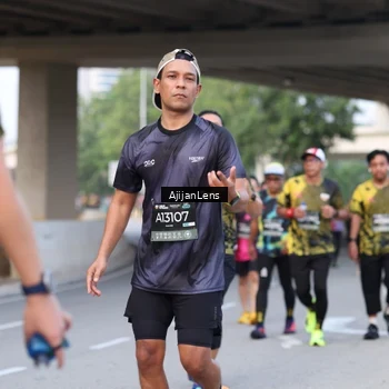 Runner Photo 6464165