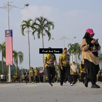 Runner Photo 6464202