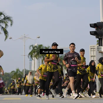 Runner Photo 6464234