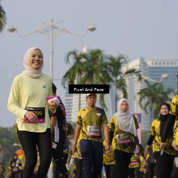 Runner Photo 6464310