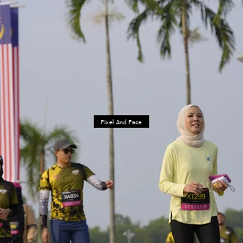 Runner Photo 6464315
