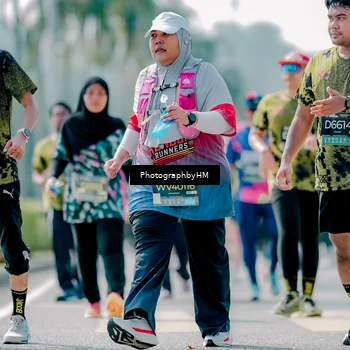 Runner Photo 6464324