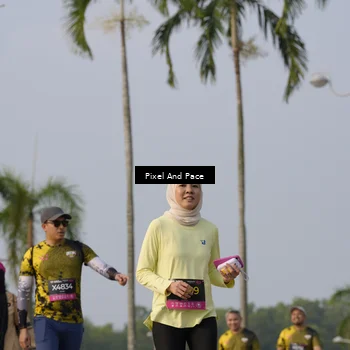 Runner Photo 6464331