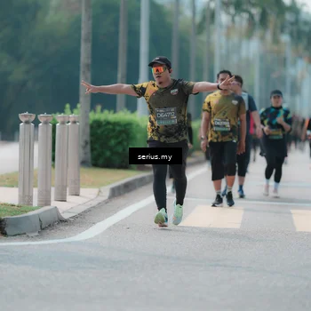 Runner Photo 6464375