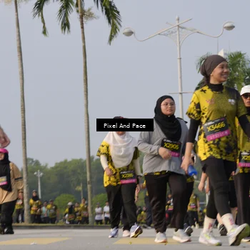 Runner Photo 6464379