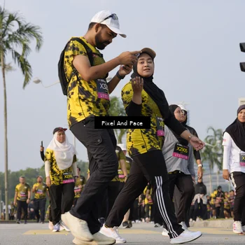 Runner Photo 6464385