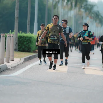 Runner Photo 6464391