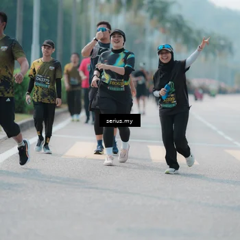 Runner Photo 6464404
