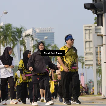 Runner Photo 6464410