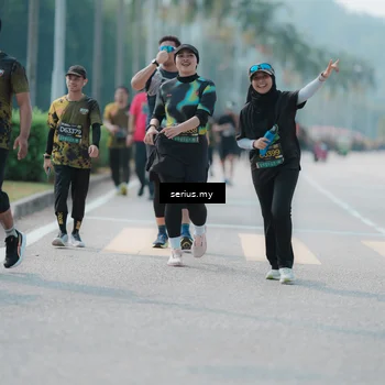 Runner Photo 6464412