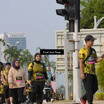Runner Photo 6464415