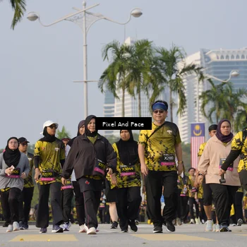 Runner Photo 6464430