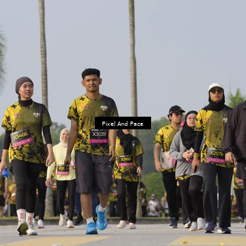 Runner Photo 6464438