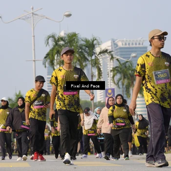 Runner Photo 6464462
