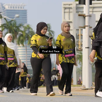 Runner Photo 6464500