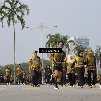 Runner Photo 6464537
