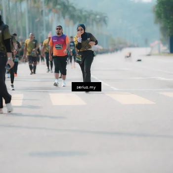 Runner Photo 6464695