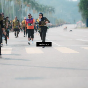 Runner Photo 6464701