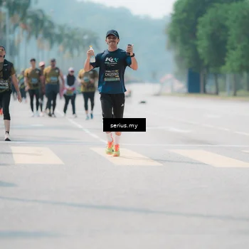 Runner Photo 6464847